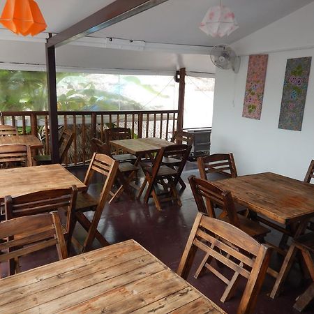 Lantern Inn เกาะหลีเป๊ะ ภายนอก รูปภาพ