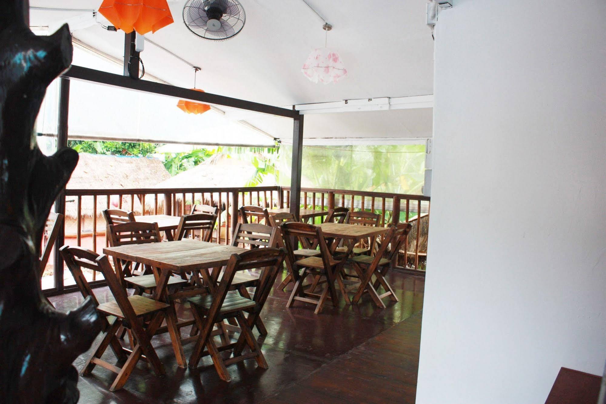 Lantern Inn เกาะหลีเป๊ะ ภายนอก รูปภาพ